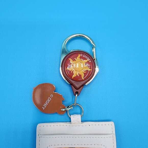 Loungefly Disney Tangled Pascal Autumn Paint Leaf Retractable Lanyard ID Holder - Picture 8 of 10